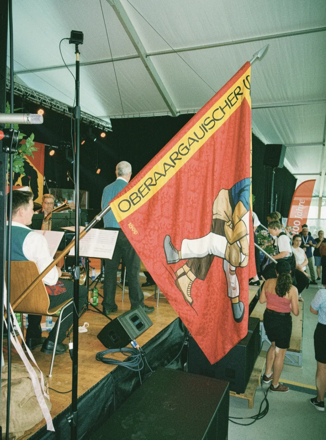 Fahne des Oberaargauischen Schwingerverbands